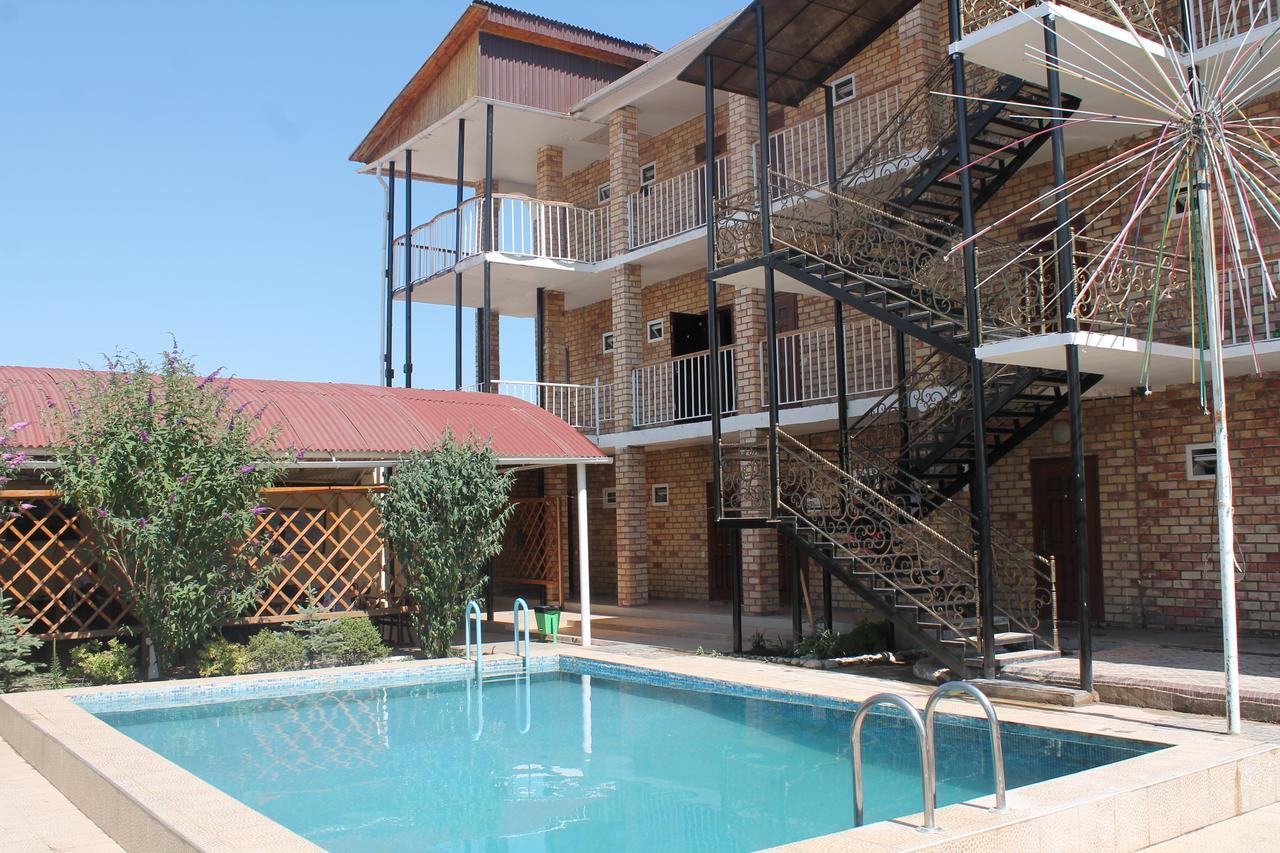 Адилет Hotel Cholpon-Ata Exterior photo
